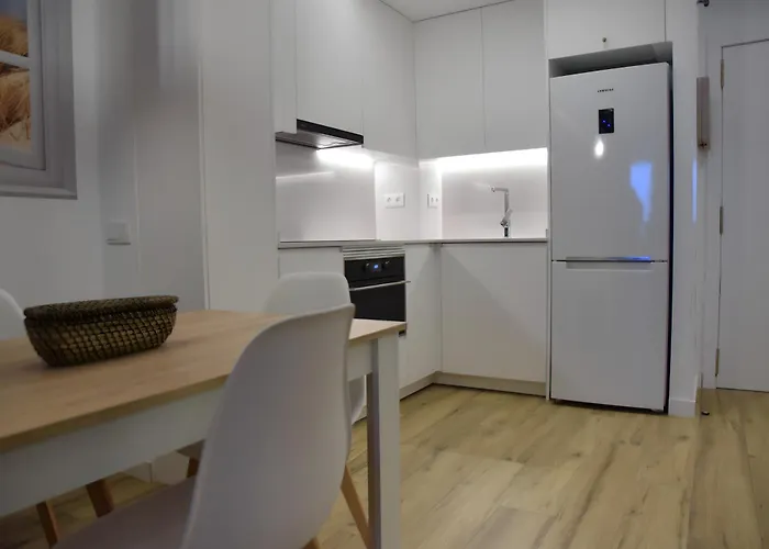 Nuevo En Totalmente Reformado Con Parking Privado Appartamento *