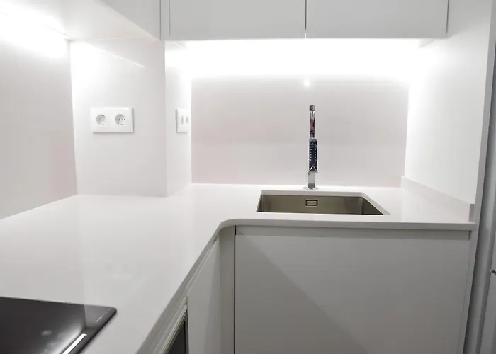 Nuevo En Totalmente Reformado Con Parking Privado