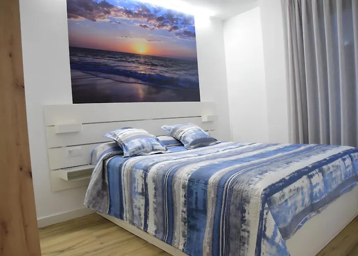 Nuevo En Totalmente Reformado Con Parking Privado *