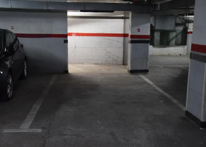 Nuevo En Totalmente Reformado Con Parking Privado * Calella