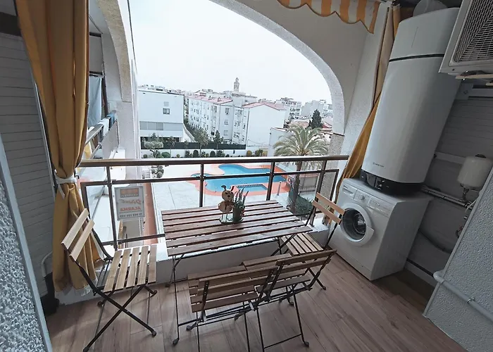 Nuevo En Totalmente Reformado Con Parking Privado Appartement