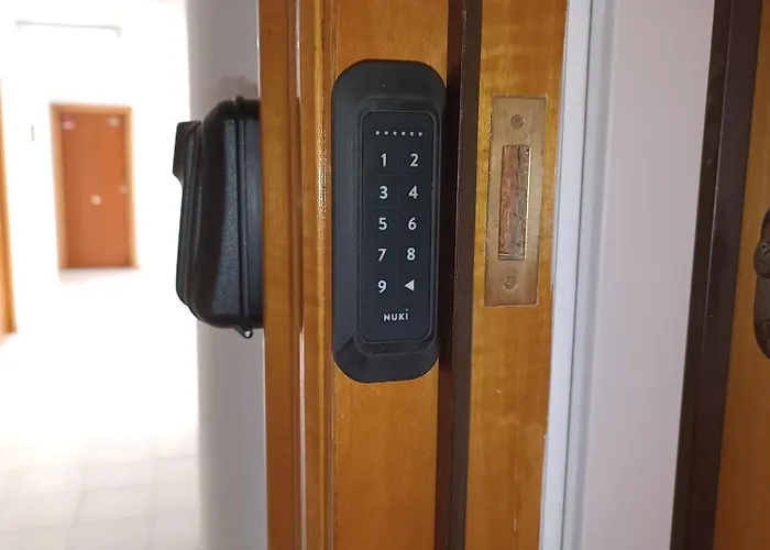 アパート Nuevo En Totalmente Reformado Con Parking Privado