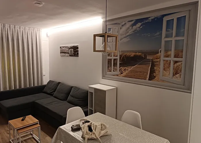 アパート Nuevo En Totalmente Reformado Con Parking Privado